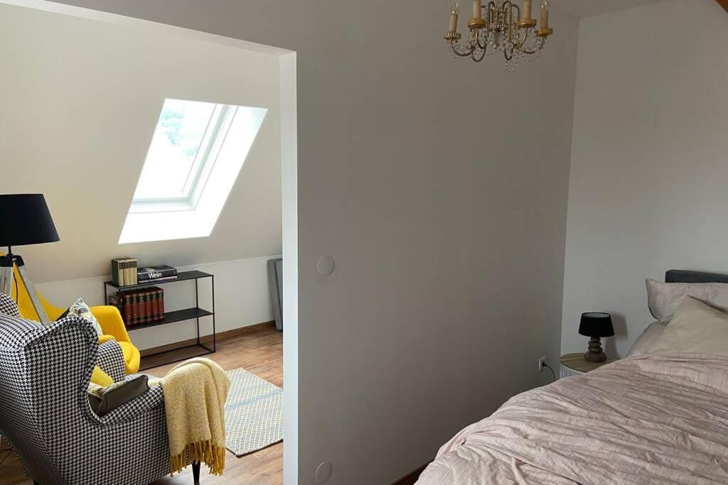 Terrassen Appartement Ueber Den Daechern Von Krems Exteriör bild