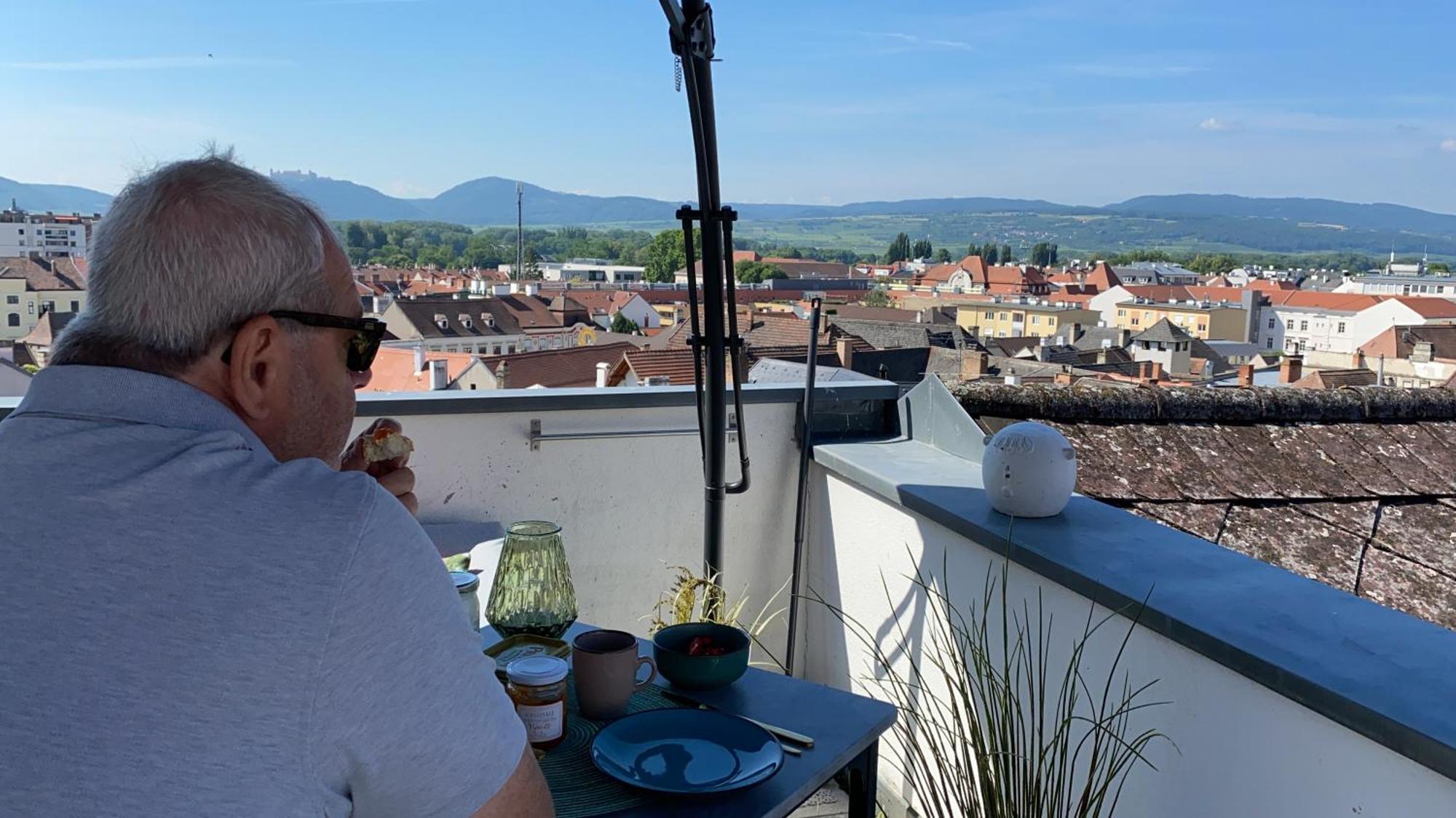 Terrassen Appartement Ueber Den Daechern Von Krems Exteriör bild