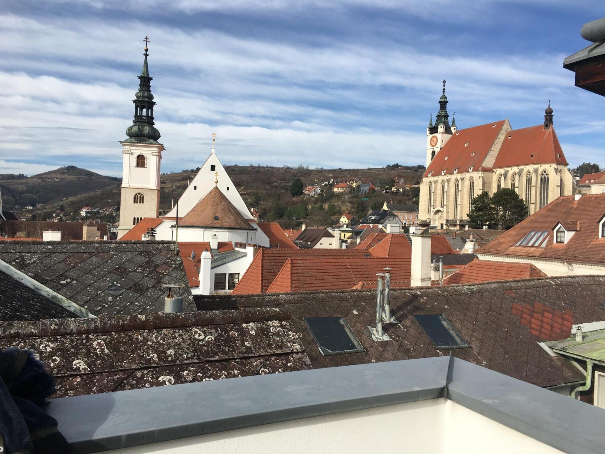Terrassen Appartement Ueber Den Daechern Von Krems Exteriör bild